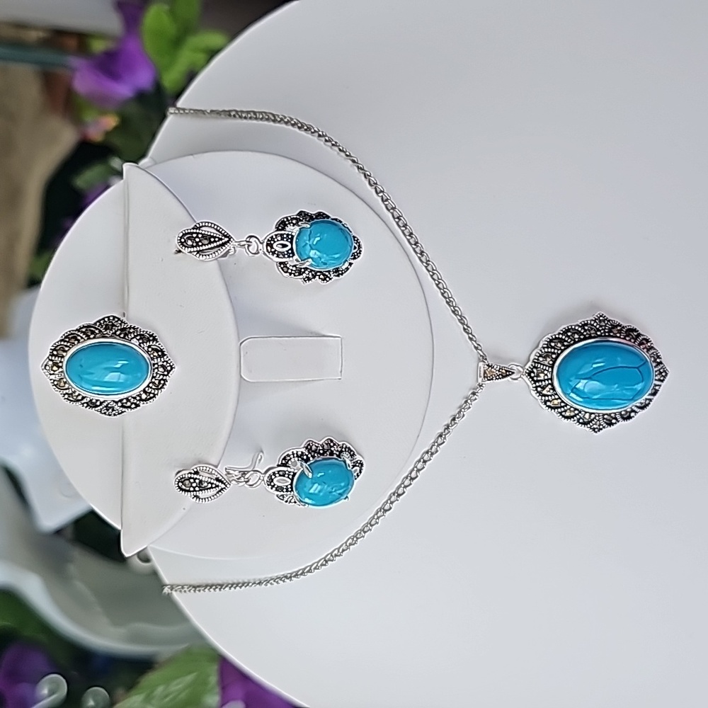 (NWT) Solid 925 Oval Blue Jewelry